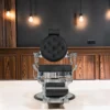 fauteuil barbier clovis gold - fauteuil barbier luxe - chaise barbier dorée - fauteuil vintage barbershop - mobilier barbier haut de gamme - fauteuil coiffure professionnel - fauteuil barbier hydraulique - fauteuil barbier capitonné - fauteuil barbier robuste - chaise barbier design doré - fauteuil barbier rétro luxe - équipement barbershop premium - fauteuil barbier confort - fauteuil barbier réglable - fauteuil barbier aluminium doré