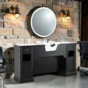 poste de coiffage barbier – meuble barbier professionnel – station de coiffure vintage – mobilier salon de coiffure – coiffeuse barbier haut de gamme – meuble barbershop rétro – poste de travail barbier – meuble de coiffure bois massif – station de coiffage élégante – mobilier barbershop premium