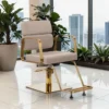 Fauteuil de coiffure professionnel - Mobilier de coiffure - Siège de coiffure -Fauteuil de coiffure beige doré - Meuble pour salon de coiffure et beauté - Mobilier coiffure design - Fauteuil coiffure pompe hydraulique -Chaise de coiffure ergonomique -Gabbiano Adele BGD - Équipement salon de coiffure haut de gamme