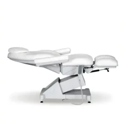 BRINLEY (7) Electric beauty treatment chair - Professional beauty table - High-end beauty chair - Professional beauty furniture - 4-motor electric chair - Heated treatment table - Adjustable beauty chair - Motorized beauty bed - Professional spa equipment - Premium PU beauty chair