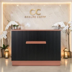 Comptoir d’accueil professionnel – Meuble de réception salon – Comptoir caisse coiffure – Mobilier de coiffure haut de gamme – Comptoir de salon moderne – Meuble d’accueil design – Comptoir de réception personnalisé – Mobilier professionnel esthétique – Comptoir caisse lumineux LED – Meuble d’accueil sur mesure