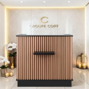 Comptoir d’accueil professionnel – Meuble de réception salon – Comptoir caisse coiffure – Mobilier de coiffure haut de gamme – Comptoir de salon moderne – Meuble d’accueil design – Comptoir de réception personnalisé – Mobilier professionnel esthétique – Comptoir caisse lumineux LED – Meuble d’accueil sur mesure