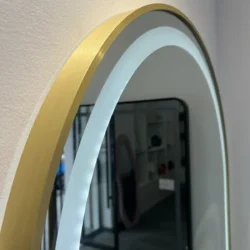 Coiffeuse murale Agathe CG (4) coiffeuse murale Miroir de coiffure Agathe CG - Poste de coiffage Agathe CG- Mobilier pour salon de coiffure - Poste de coiffure professionnel - Miroir de coiffure avec led Agathe CG - Poste de coiffage Agathe CG - Mobilier pour salon de coiffure - Poste de coiffure professionnel