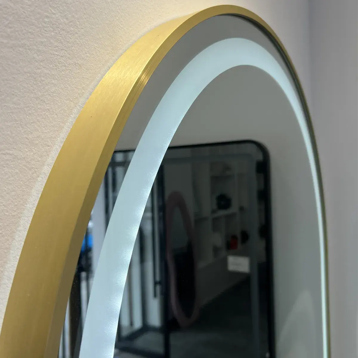 coiffeuse murale Miroir de coiffure Agathe CG - Poste de coiffage Agathe CG- Mobilier pour salon de coiffure - Poste de coiffure professionnel - Miroir de coiffure avec led Agathe CG - Poste de coiffage Agathe CG - Mobilier pour salon de coiffure - Poste de coiffure professionnel