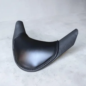 silicone headrest - washbasin neck protector - hair salon accessory - shampoo neck support - suction cup fixing - client comfort wash - ceramic neck rest - barber accessory - flexible neck protector - ergonomic headrest - soft silicone - shampoo basin - hairdressing equipment - professional washing accessory - salon neck support