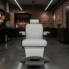 fauteuil barbier professionnel - fauteuil barbier luxe - chaise barbier - fauteuil vintage barbershop - mobilier barbier haut de gamme - fauteuil coiffure professionnel - fauteuil barbier hydraulique - fauteuil barbier capitonné - fauteuil barbier robuste - chaise barbier design doré - fauteuil barbier rétro luxe - équipement barbershop premium - fauteuil barbier confort - fauteuil barbier réglable - fauteuil barbier aluminium doré