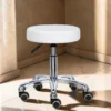 tabouret de coiffure professionnel - tabouret esthétique professionnel - siège esthéticienne ergonomique - tabouret de soin hydraulique - mobilier salon de beauté - tabouret professionnel pivotant - siège de coiffure réglable - tabouret manucure pédicure - équipement institut esthétique - tabouret assise matelassée - mobilier esthétique haut de gamme