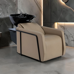 bac à shampoing HERA BE – lave‑tête électrique ergonomique – bac de lavage réglable hauteur – mobilier coiffure premium – station de lavage professionnelle – fauteuil shampoing motorisé – vasque basculante salon – mobilier coiffure REACH – bac shampoing haut de gamme – lave‑tête confort client – bac coiffure électrique – station shampoing moderne – fauteuil shampoing beige – bac de lavage silencieux – mobilier salon durable