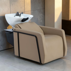 Hera Massage BE shampoo bottle – professional massaging head – electric washing tub – integrated massage shampooing chair – high-end washing station – hair styling swing basin – premium hair styling furniture – beige shampooing chair – ergonomic shampooing tub – electric adjustable shampooing head – relaxing massage shampooing chair – REACH-certified washing tub – modern washing station – durable living room furniture – back massage chair with shampooing function
