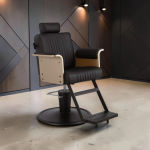fauteuil de barbier DUK – fauteuil barbier hydraulique – fauteuil de coupe professionnel – fauteuil barbier noir – fauteuil barbier beige – fauteuil barbier stable – fauteuil barbier confortable – fauteuil barbier design moderne – fauteuil barbier accoudoirs bois – fauteuil barbier chromé – fauteuil barbier doré – mobilier barbier premium – fauteuil barbier matelassé – fauteuil barbier PVC – fauteuil barbier haute densité