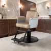 Fauteuil de Barbier DUK BE (1) fauteuil de barbier DUK â fauteuil barbier hydraulique â fauteuil de coupe professionnel â fauteuil barbier noir â fauteuil barbier beige â fauteuil barbier stable â fauteuil barbier confortable â fauteuil barbier design moderne â fauteuil barbier accoudoirs bois â fauteuil barbier chromĂ© â fauteuil barbier dorĂ© â mobilier barbier premium â fauteuil barbier matelassĂ© â fauteuil barbier PVC â fauteuil barbier haute densitĂ©