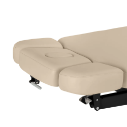 Sillon Relax Beige Bois Noir (14) Sillon Relax care table – electric SPA table – light wood massage table – ergonomic care bed – professional aesthetic table – adjustable spa table – segmented SPA mattress – electric spa table – high-end wellness furniture – stable spa table – premium aesthetic table – tiltable care bed – modern spa table – aesthetic salon equipment – comfortable massage table