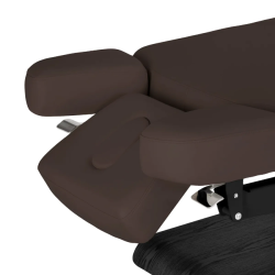 Sillon Relax Brun foncé Bois Noir (15) Sillon Relax care table – electric SPA table – light wood massage table – ergonomic care bed – professional aesthetic table – adjustable spa table – segmented SPA mattress – electric spa table – high-end wellness furniture – stable spa table – premium aesthetic table – tiltable care bed – modern spa table – aesthetic salon equipment – comfortable massage table