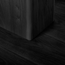 Sillon Relax Marron Bois Noir (20) Sillon Relax care table – electric SPA table – light wood massage table – ergonomic care bed – professional aesthetic table – adjustable spa table – segmented SPA mattress – electric spa table – high-end wellness furniture – stable spa table – premium aesthetic table – tiltable care bed – modern spa table – aesthetic salon equipment – comfortable massage table