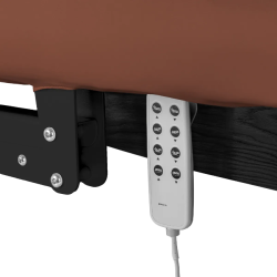 Sillon Relax Marron Bois Noir (8) Sillon Relax care table – electric SPA table – light wood massage table – ergonomic care bed – professional aesthetic table – adjustable spa table – segmented SPA mattress – electric spa table – high-end wellness furniture – stable spa table – premium aesthetic table – tiltable care bed – modern spa table – aesthetic salon equipment – comfortable massage table
