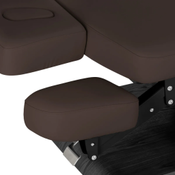 Sillon Relax Brun foncé Bois Noir (9) Sillon Relax care table – electric SPA table – light wood massage table – ergonomic care bed – professional aesthetic table – adjustable spa table – segmented SPA mattress – electric spa table – high-end wellness furniture – stable spa table – premium aesthetic table – tiltable care bed – modern spa table – aesthetic salon equipment – comfortable massage table