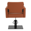 Vitoria Marron (5) fauteuil de coiffeur Gabbiano Vitoria Beige – fauteuil coiffure hydraulique – siège coiffure professionnel – fauteuil salon moderne – mobilier coiffure premium – fauteuil ergonomique beige – fauteuil rotation 360 – base carrée noire mat – fauteuil coiffeur minimaliste – siège coiffure confortable – fauteuil salon durable – mobilier coiffure design – fauteuil professionnel esthétique – fauteuil coiffeur revêtement synthétique – fauteuil réglable hauteur